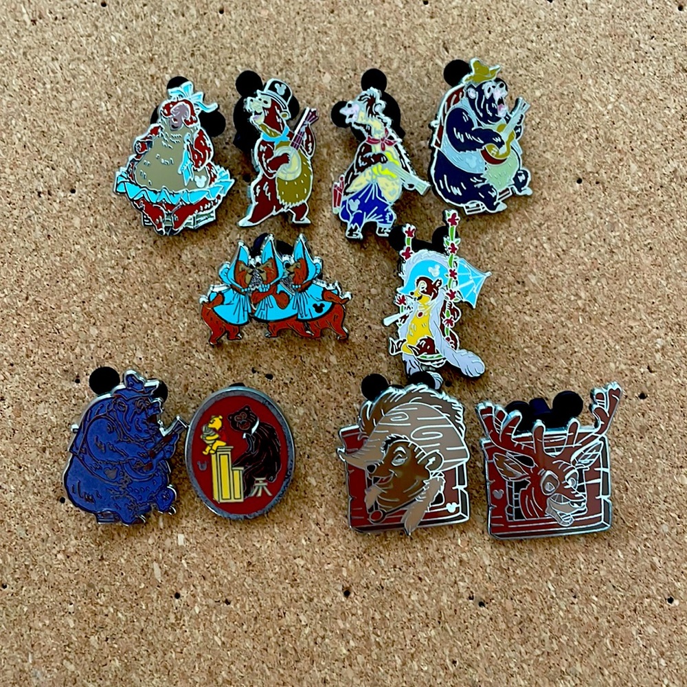 Country Bear Hidden Mickey pack